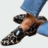 Mocassins com estampa de animal
