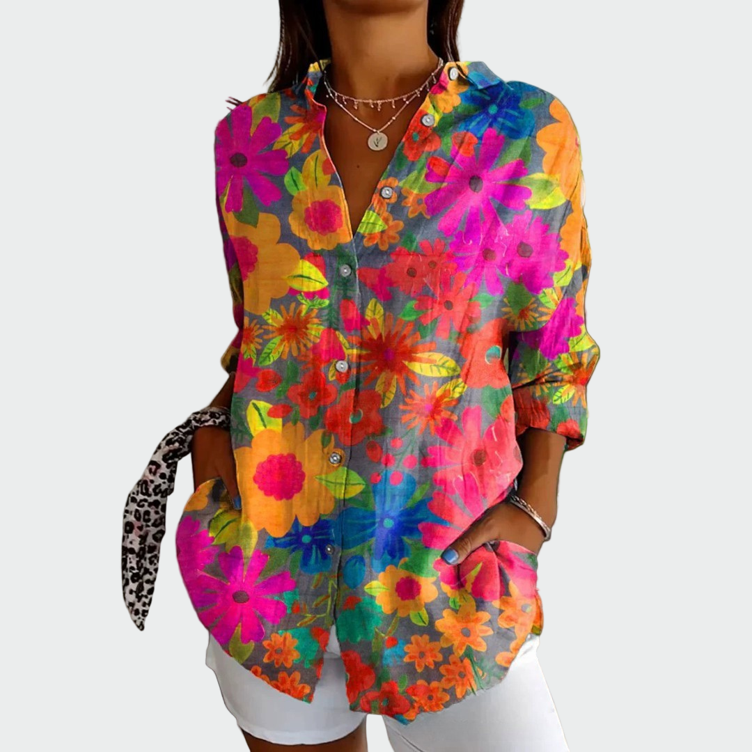 Camisa estilosa com estampa floral