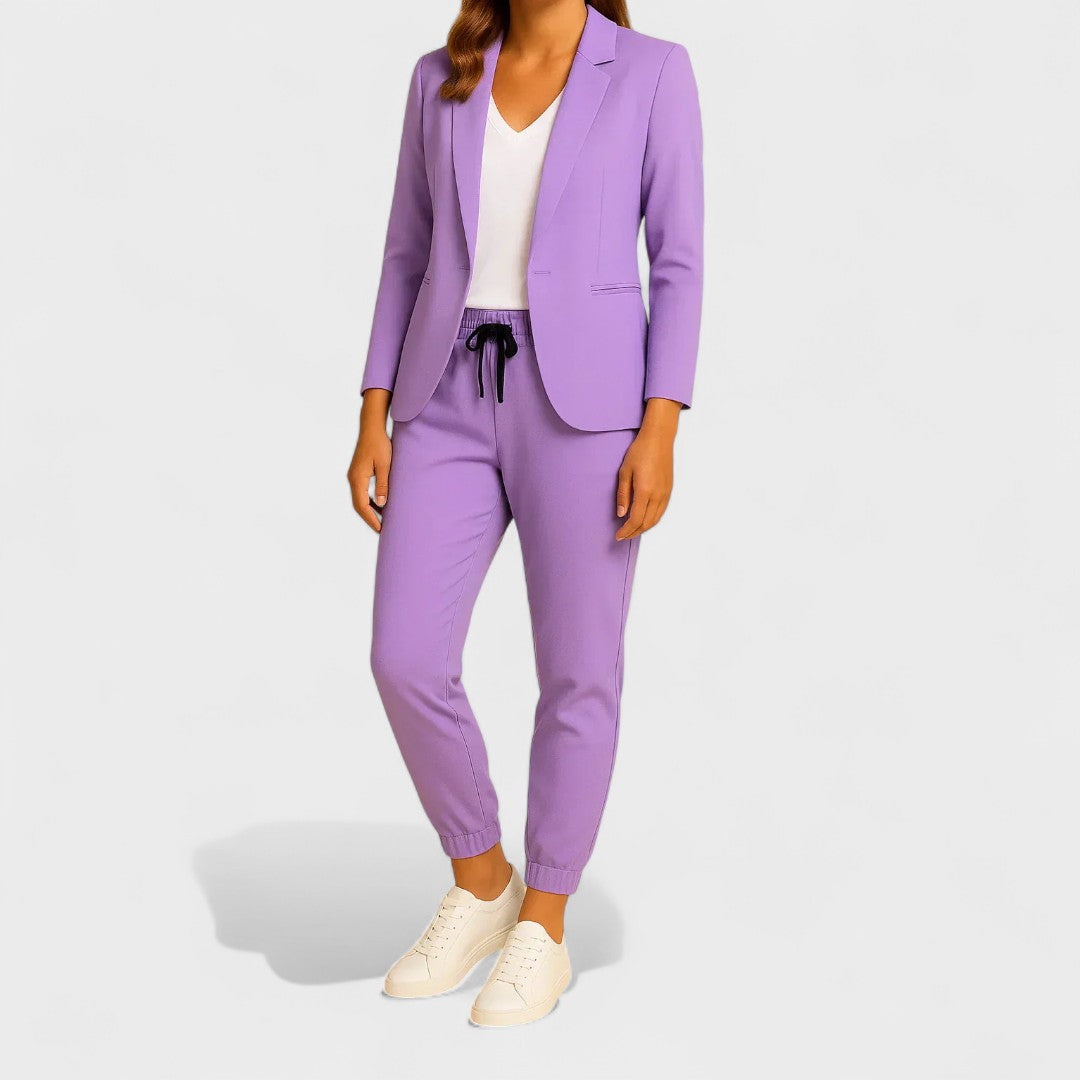 Gabriela - Conjunto Elegante com Casaco e Calças