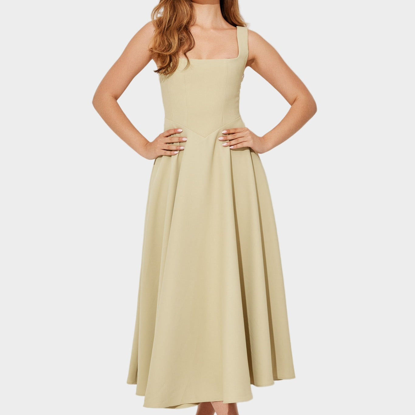 Vestido Midi Leve e Atemporal com Gola Elegante e Movimento Natural