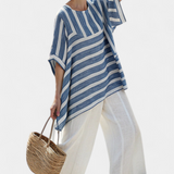Conjunto Mediterrâneo Elegante de Linho com Listras Azuis e Calções com Barra para um Look Fresco e Sofisticado
