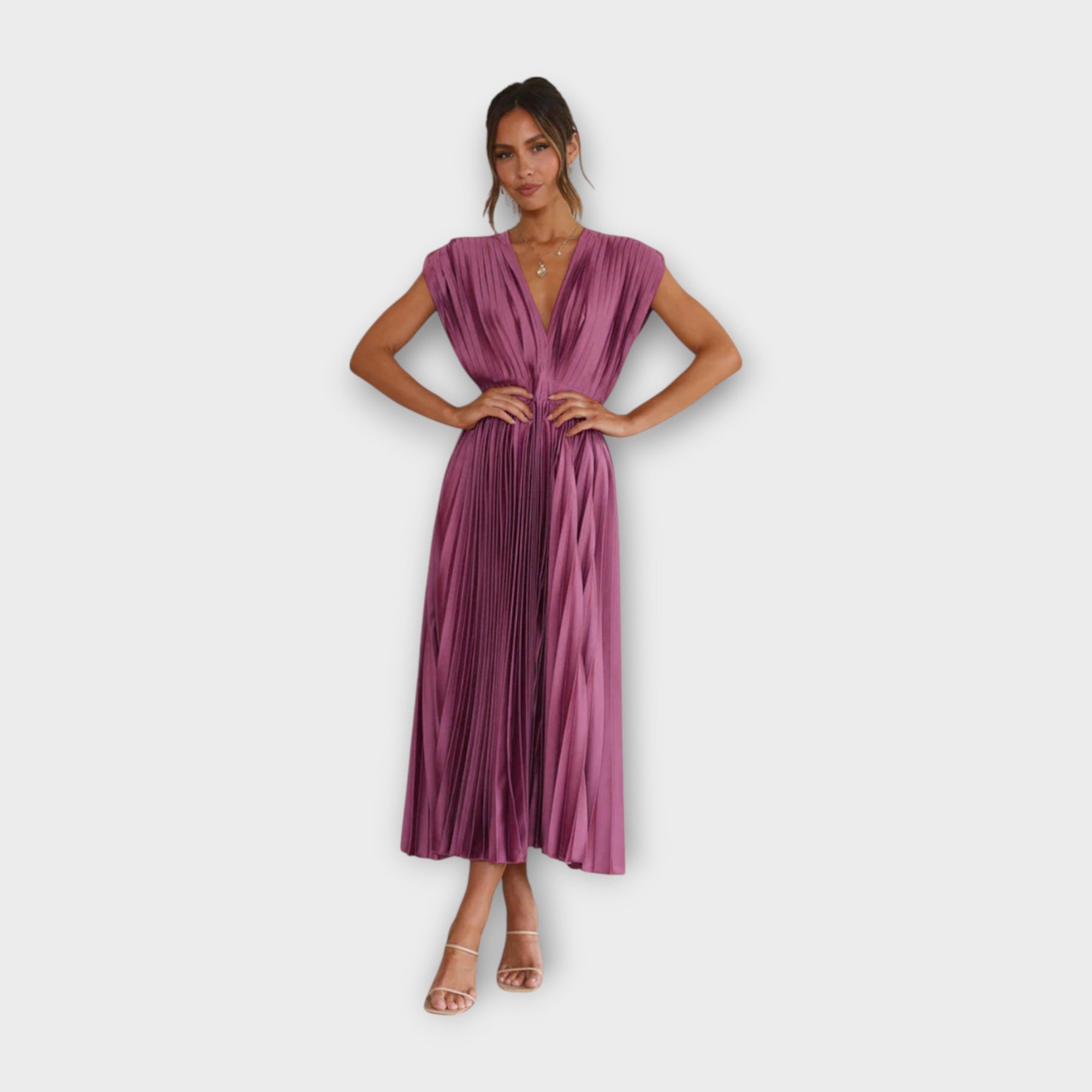 Vestido Midi Plisado com Elegância Romântica