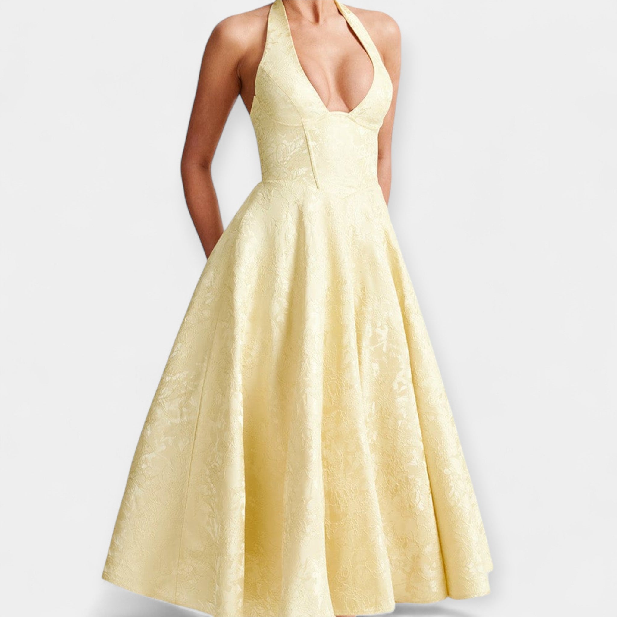 Vestido Midi com Costas Abertas e Design de Corpete