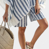 Conjunto listrado Nancy com blusa oversized e shorts elegantes